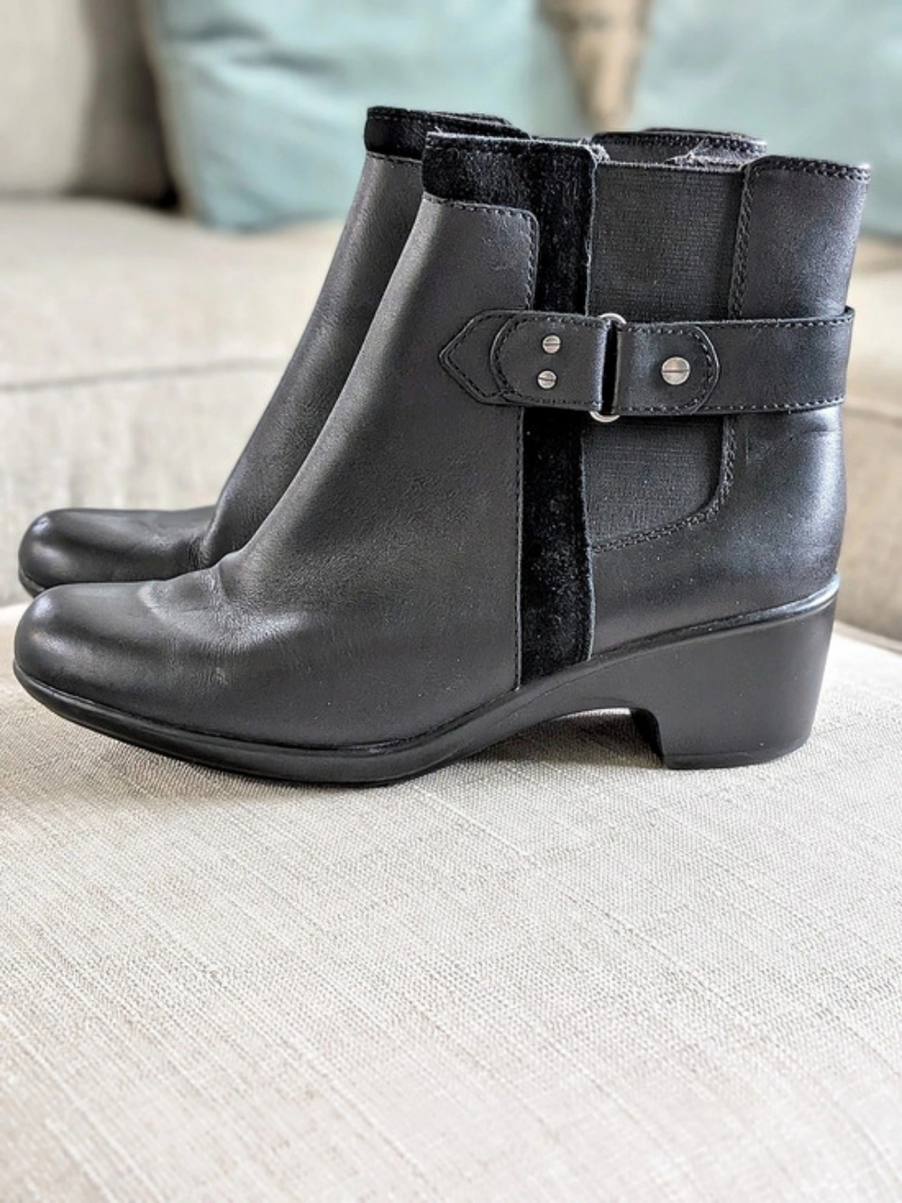Clarks Black Ankle Boots Like New